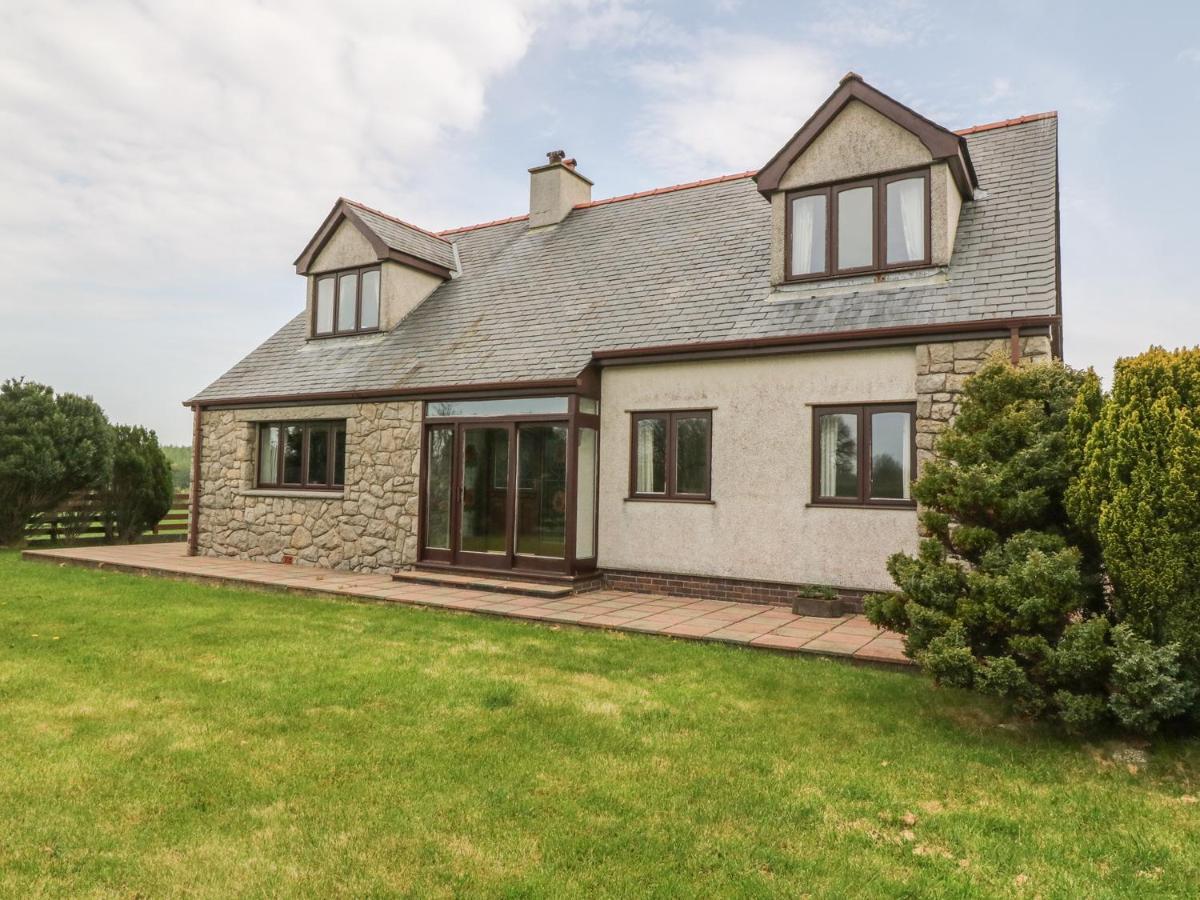 Cae Glas Llangefni Buitenkant foto